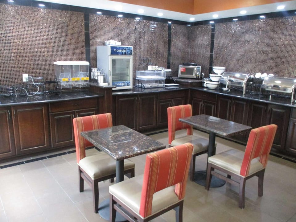 Best Western Emporia Inn Hotel in Emporia