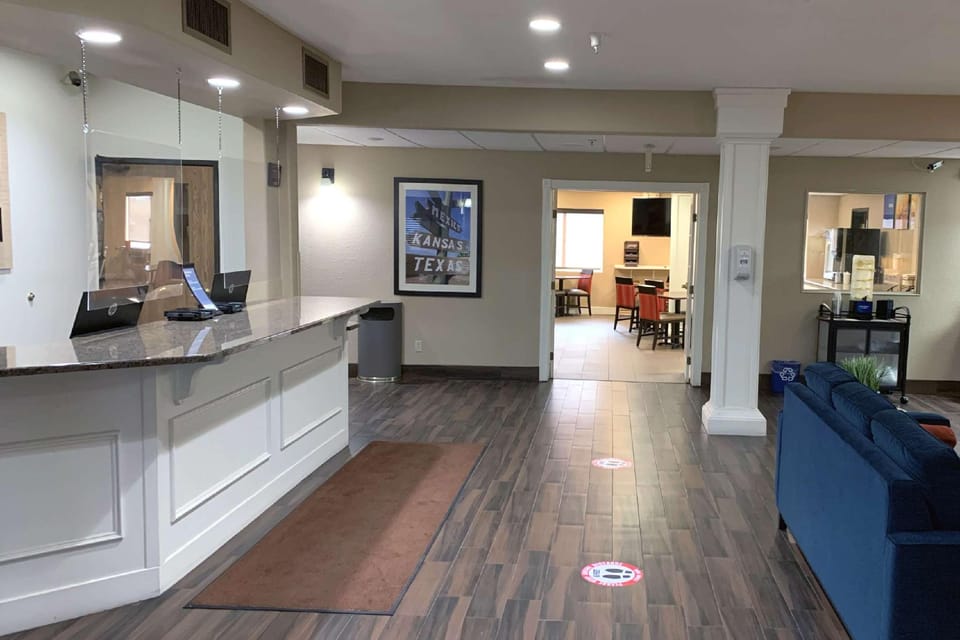 Comfort Inn Garden City Hotel in Garden City
