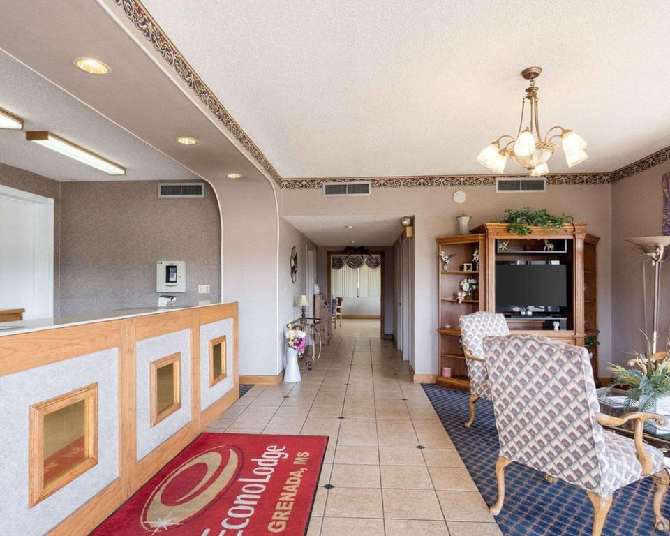 Econo Lodge Grenada Hotel in Grenada