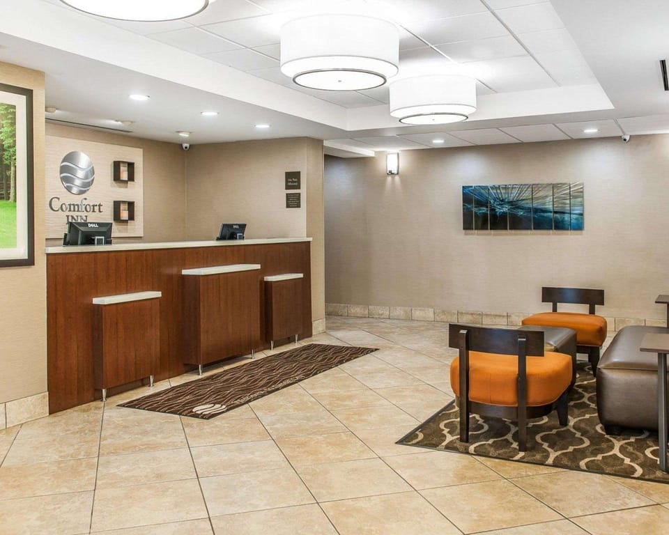 Comfort Inn Grove City - Columbus South Hotel in Grove City