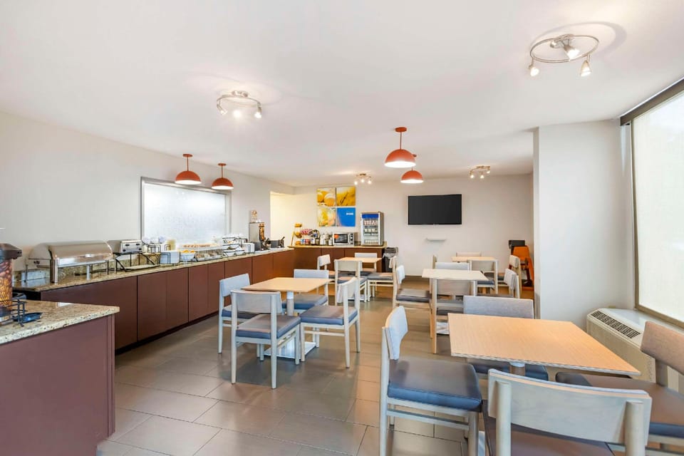 Comfort Inn Meridian - Bonita Lakes Hotel in Meridian