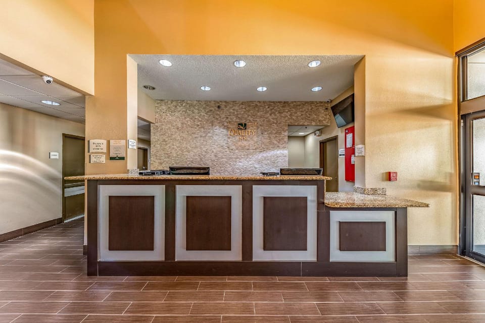 Quality Inn West Plano - Dallas Hotel in Plano