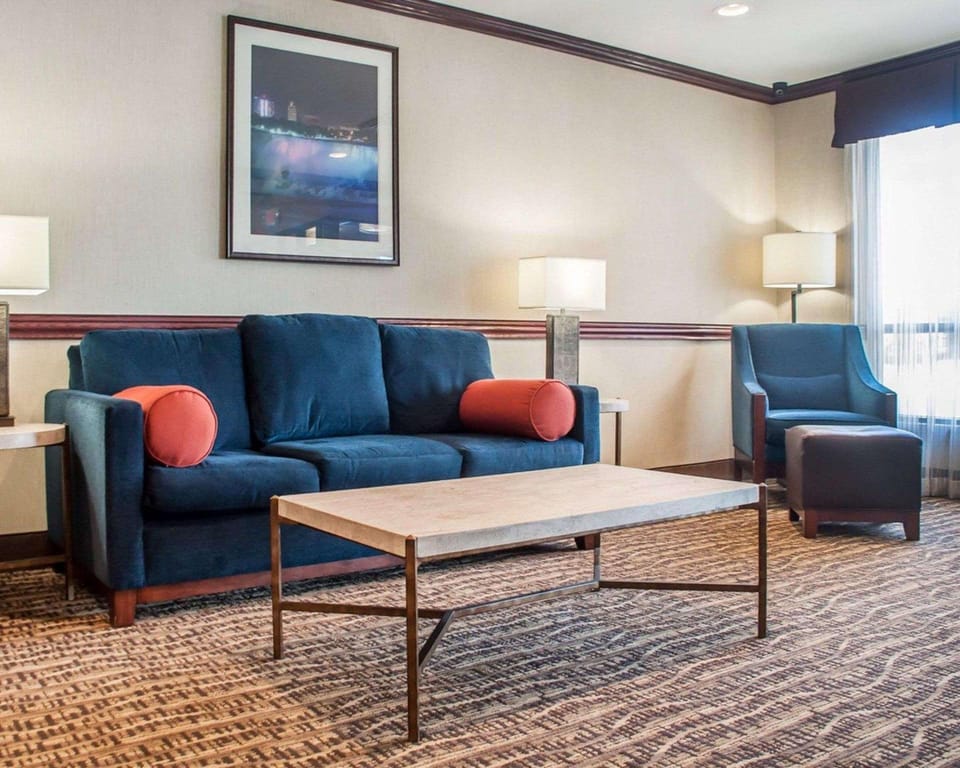Quality Inn Near Walden Galleria Mall Hotel in Cheektowaga