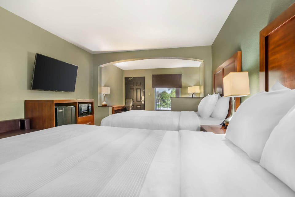 Suite room