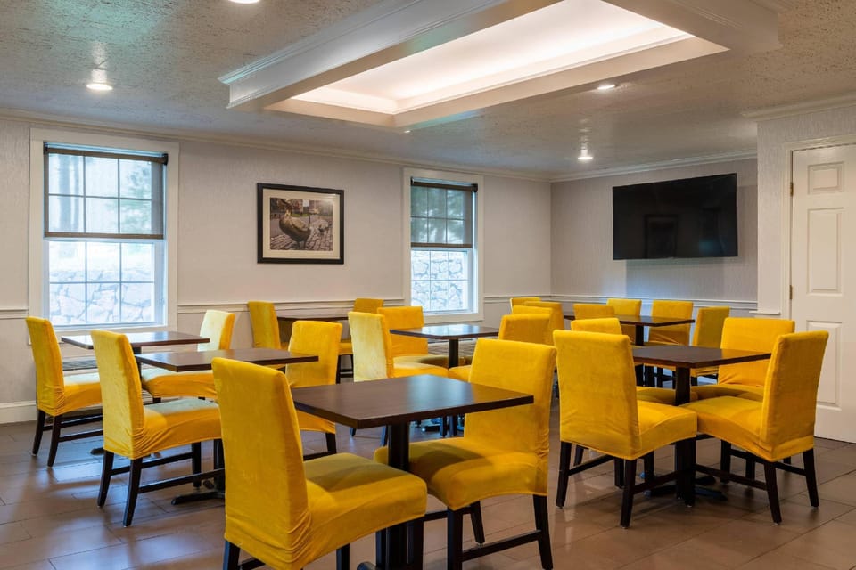 Comfort Inn Rockland - Boston Hotel in Weymouth