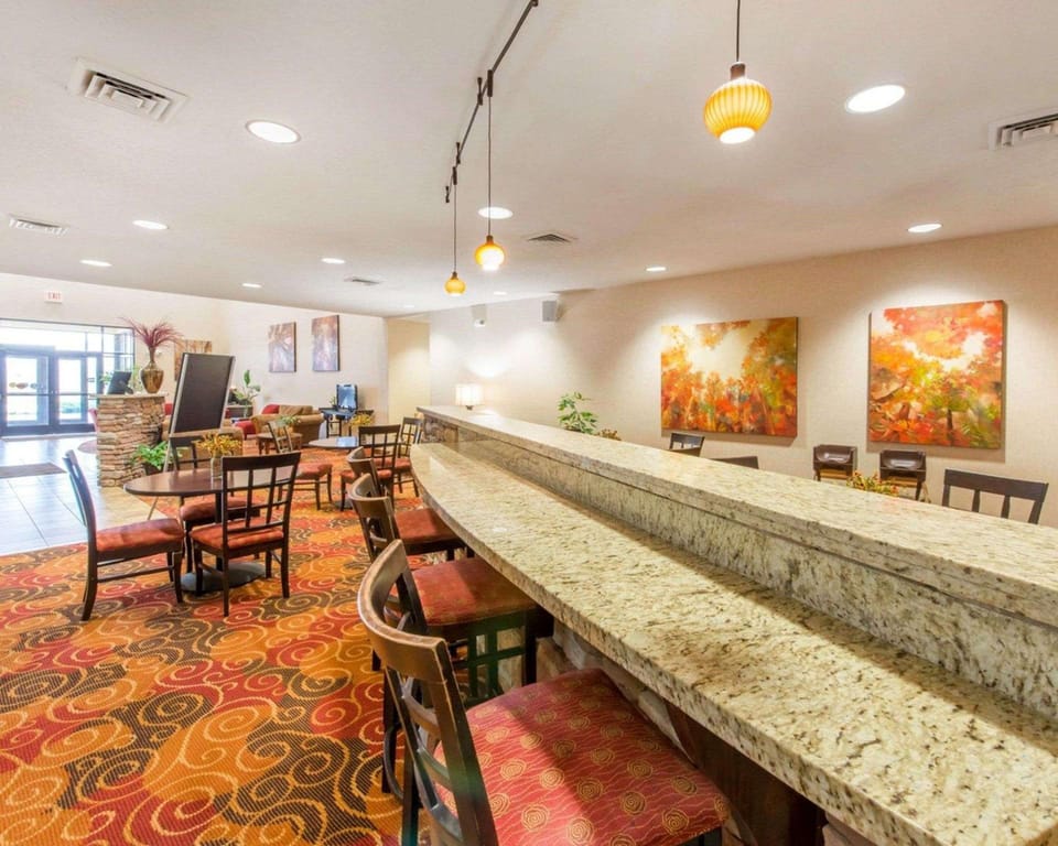 Comfort Suites Altoona North Hotel in Allegheny River