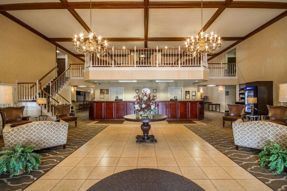 Comfort Suites Appleton Airport Hotel in Wisconsin