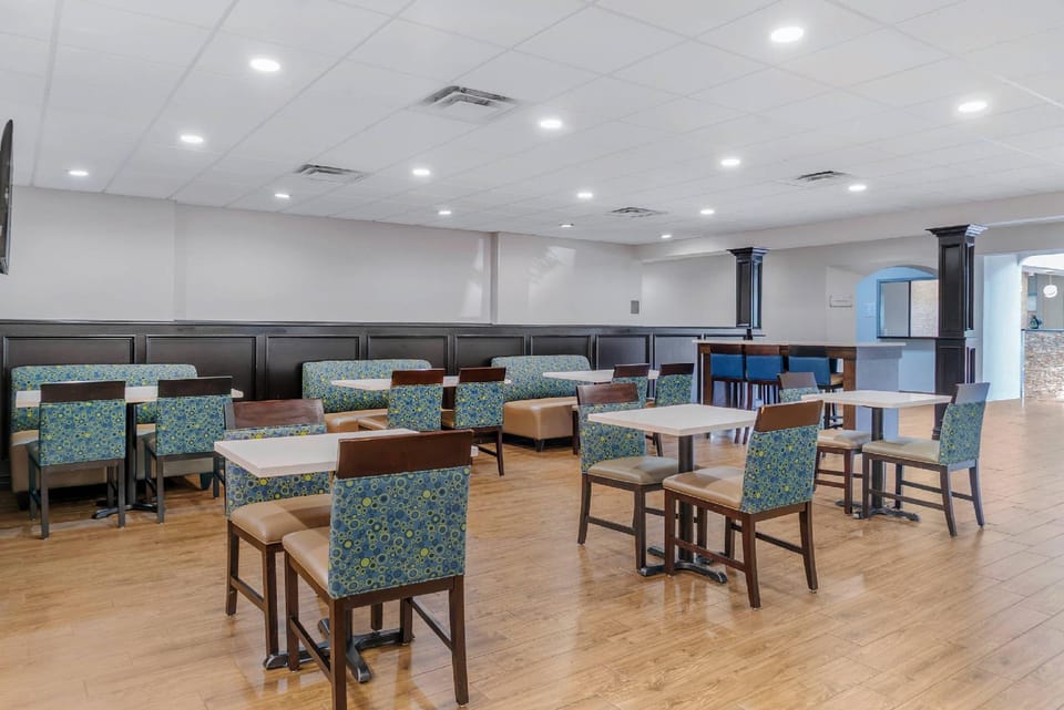 Comfort Suites Auburn Hills-Detroit Hotel in Auburn Hills