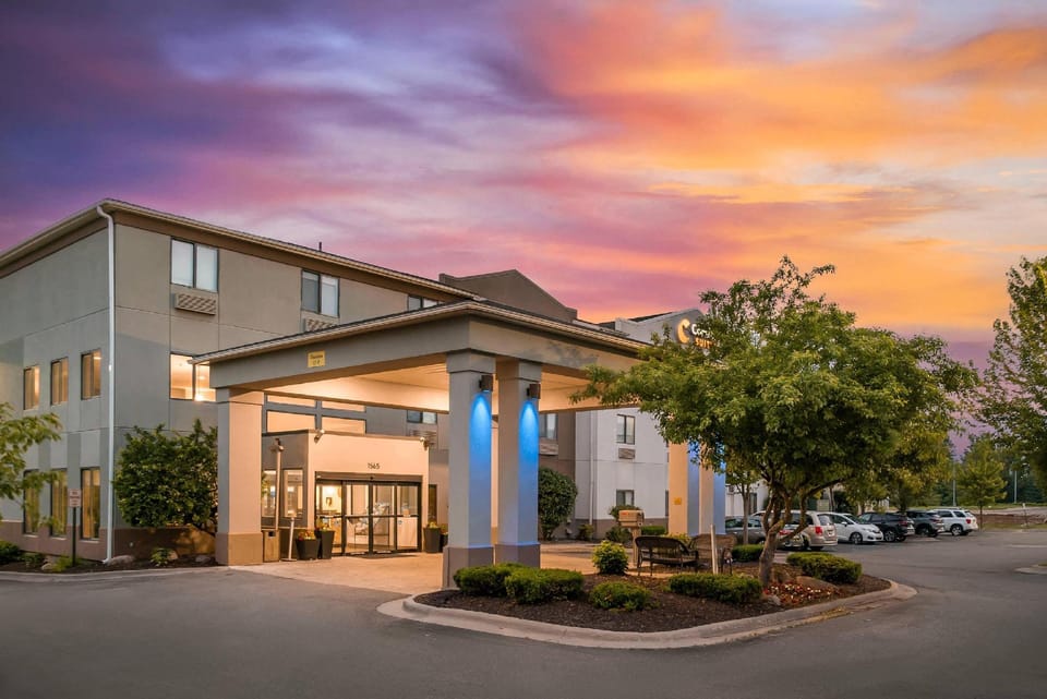 Comfort Suites Auburn Hills-Detroit Hotel in Auburn Hills
