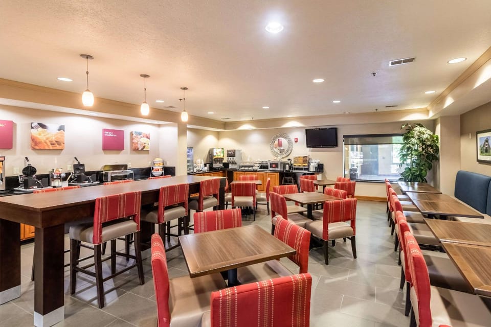 Comfort Suites Hopkinsville near Fort Campbell Hotel in Hopkinsville