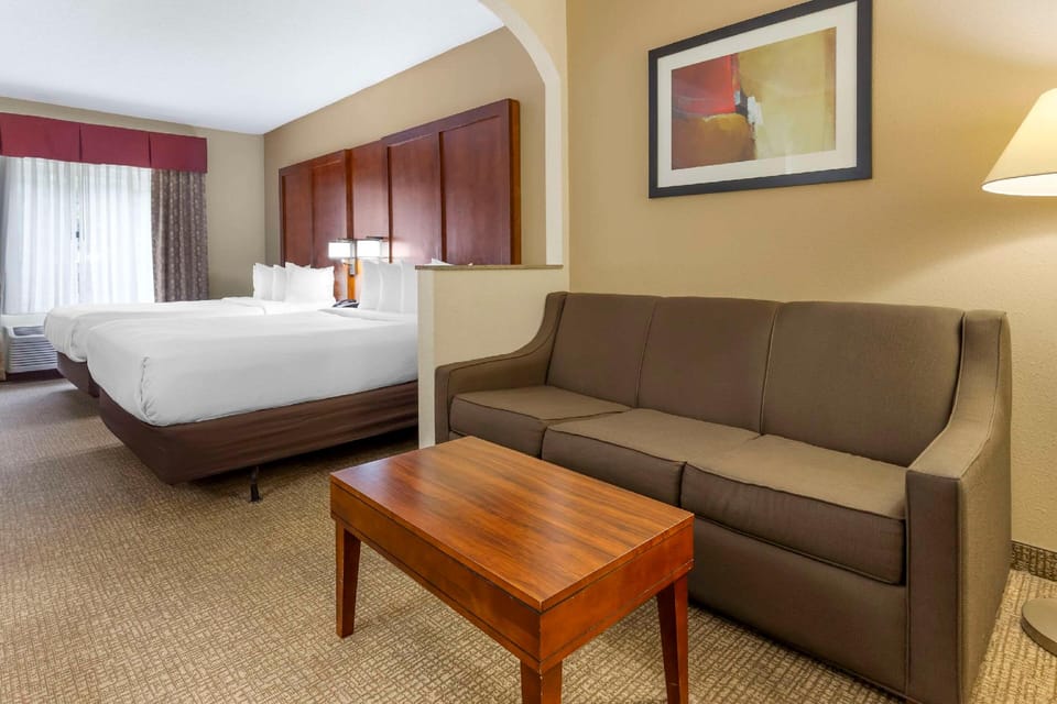 Suite room