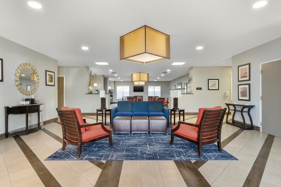 Comfort Suites West Jacksonville Hotel in Jacksonville