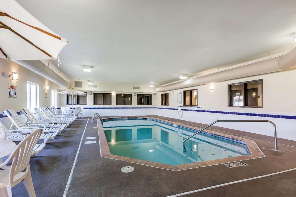 Comfort Suites Jonesboro University Area Hotel in Jonesboro