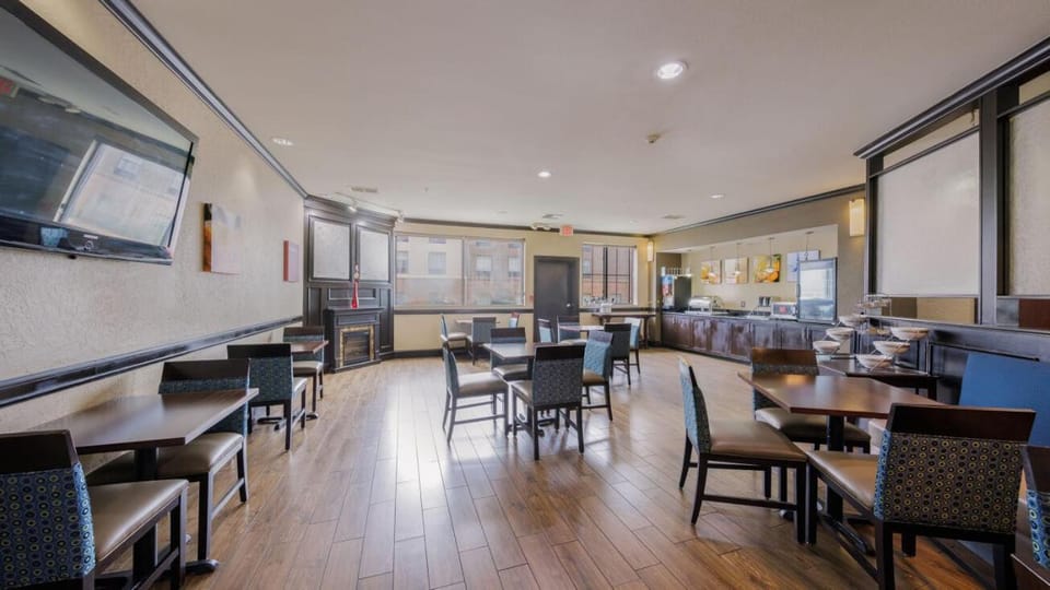 Comfort Suites Lawton Near Fort Sill Hotel in Lawton
