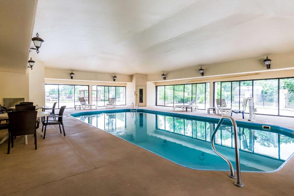 SureStay by Best Western Marion Hotel in Indiana