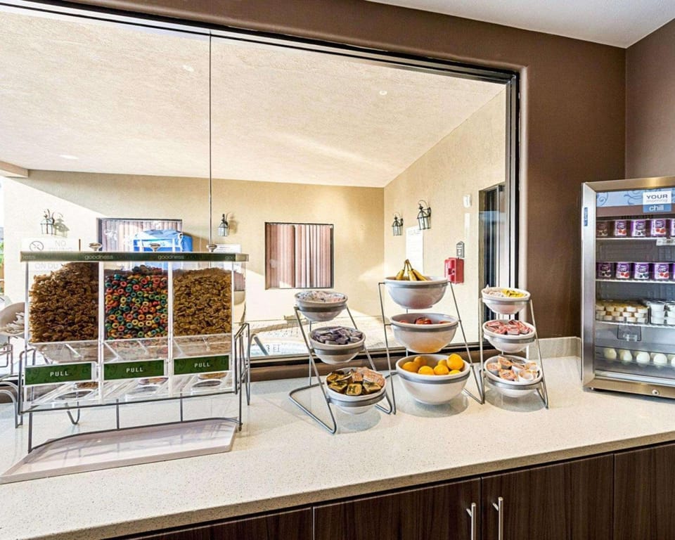 Comfort Suites McAllen Airport and La Plaza Mall Hotel in McAllen
