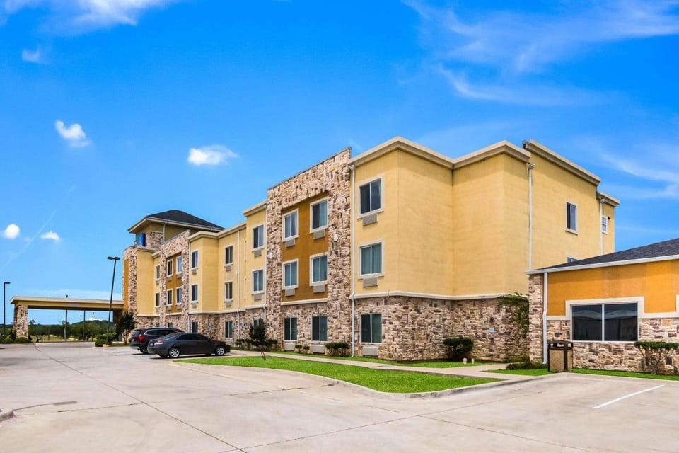 Baymont by Wyndham Mineral Wells Hotel in Texas