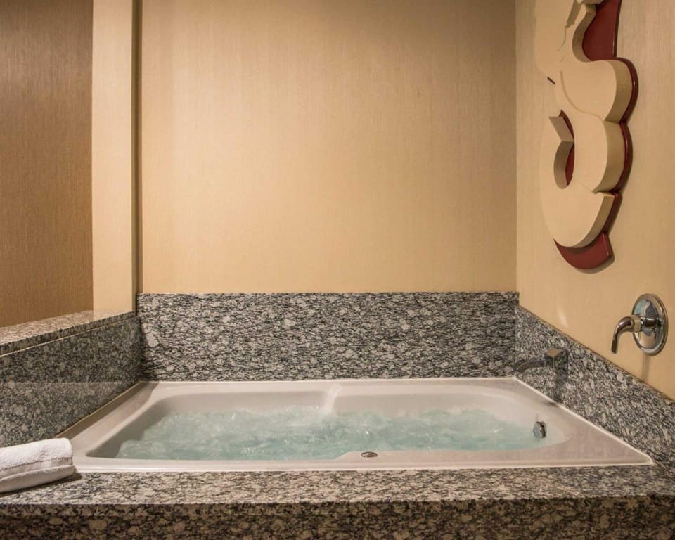 Comfort Suites Monroeville - Pittsburgh East Hotel in Monroeville
