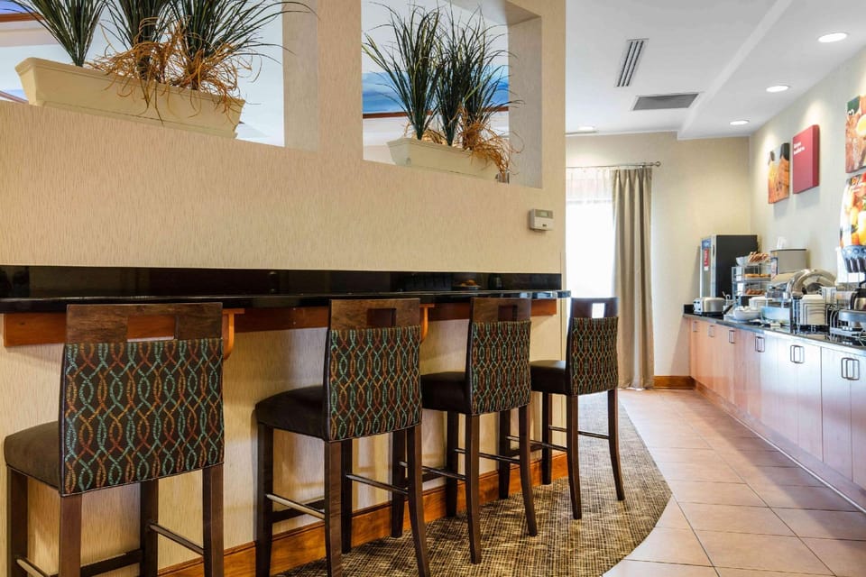 Comfort Suites Murfreesboro Shopping District Hotel in Murfreesboro