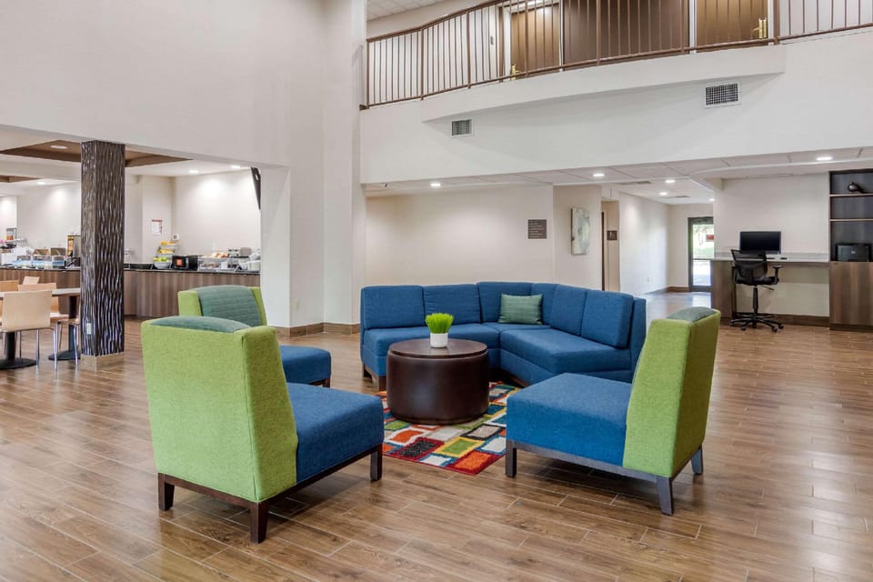 Comfort Suites Southpark Hotel in Petersburg