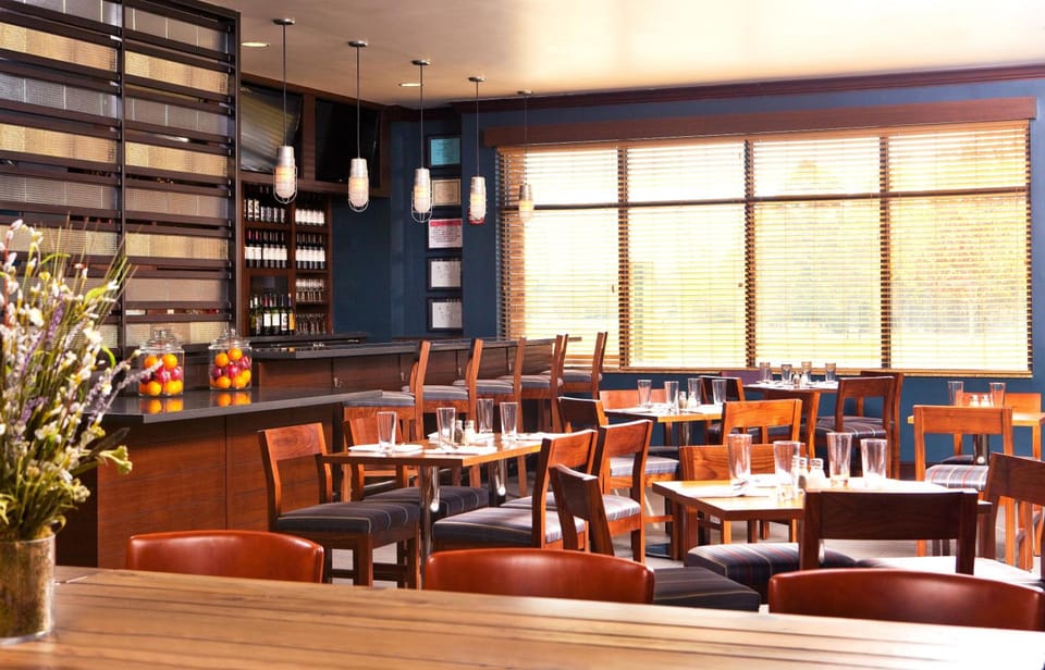 Four Points by Sheraton Memphis - Southwind Hotel in Germantown