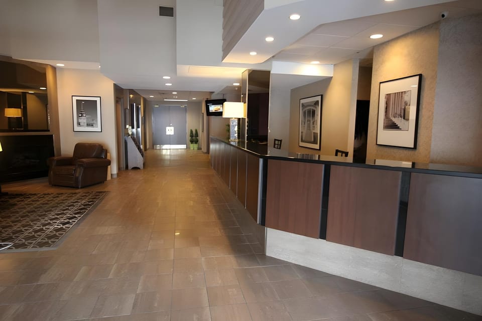 Confederation Place Hotel Hotel in Kingston