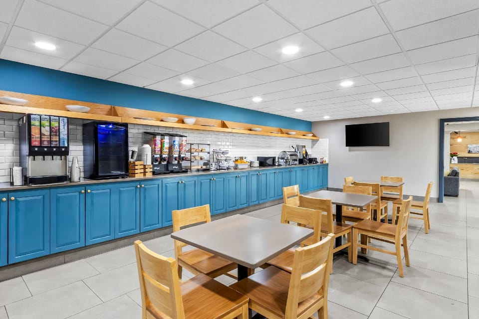 Country Inn & Suites by Radisson, Aiken South Hotel in Aiken