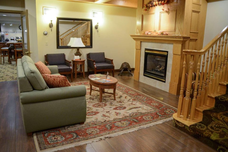 Country Inn & Suites by Radisson, Dundee, MI Hotel in Ohio