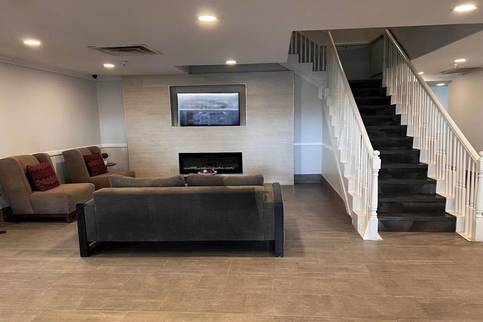 Hawthorn Extended Stay by Wyndham Hobbs Hotel in Hobbs