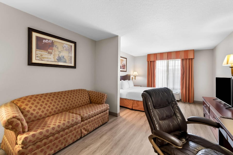 Suite room