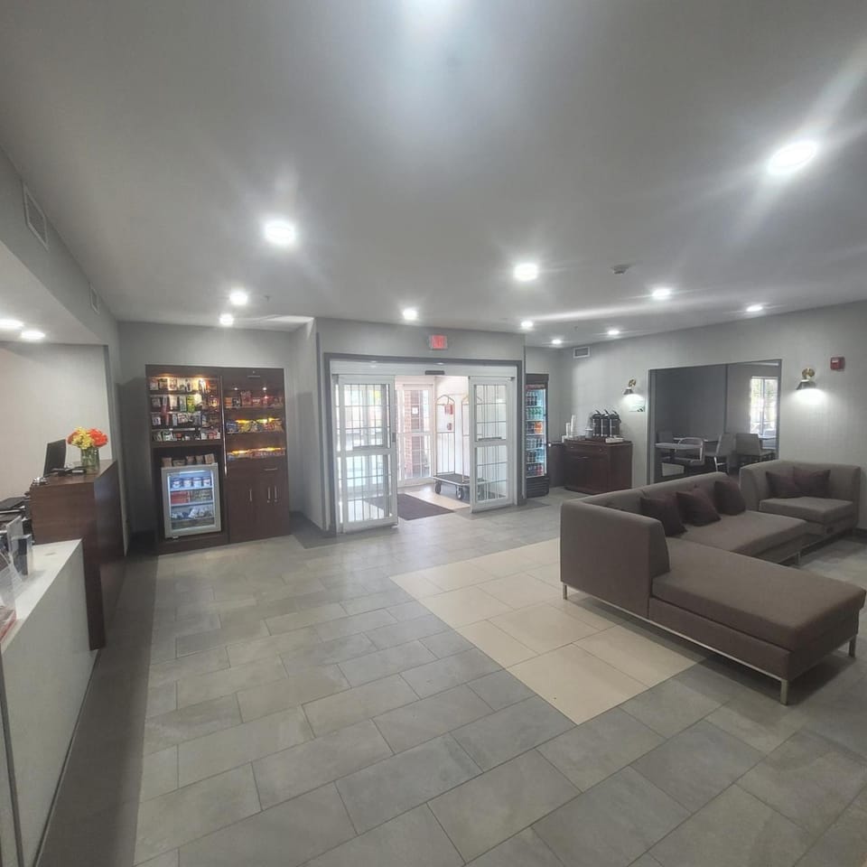 Wingate by Wyndham Mansfield OH Hotel in Mansfield