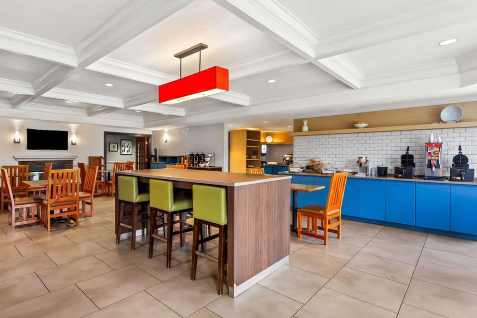 Country Inn & Suites by Radisson, Portage, IN Hotel in Portage