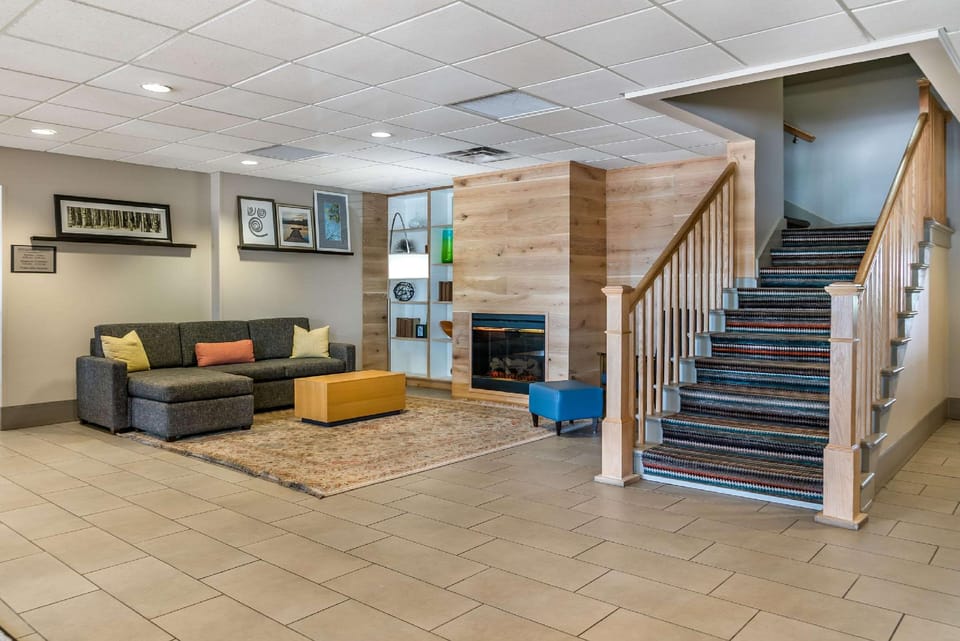 Country Inn & Suites by Radisson, Rossford - Toledo South Hotel in Ohio