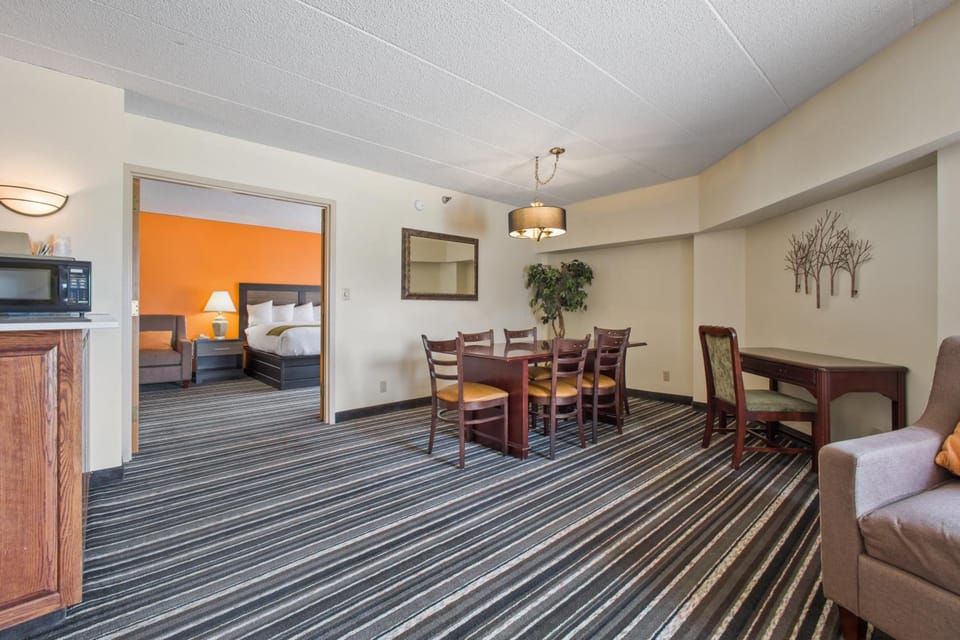 Crossroads Hotel and Huron Event Center Hotel in South Dakota