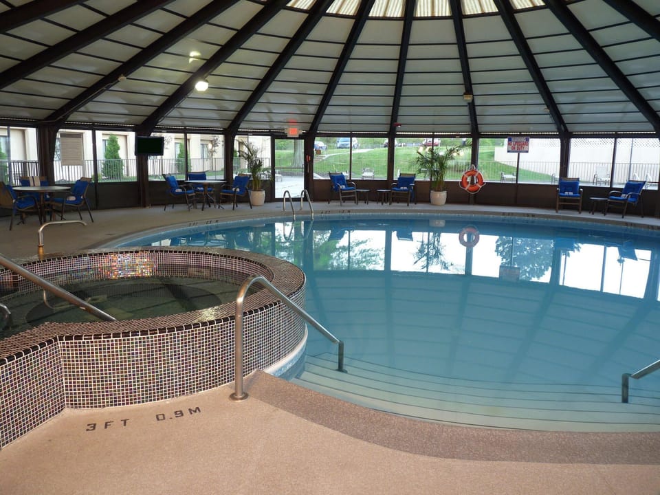 Ramada by Wyndham Cleveland Independence Hotel in Independence