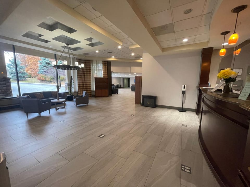 Ramada by Wyndham Cleveland Independence Hotel in Independence