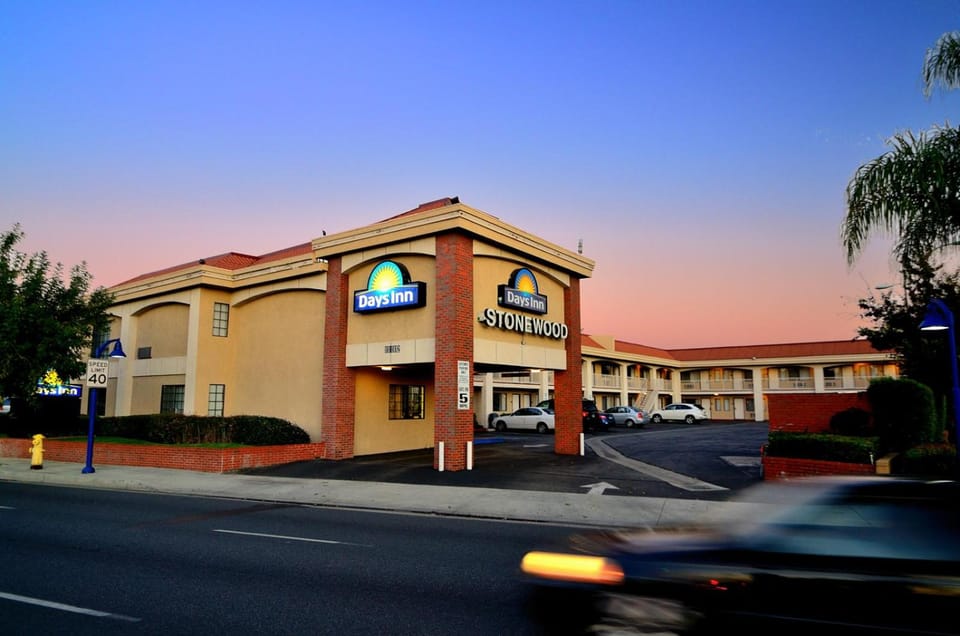Days Inn by Wyndham Downey Hotel in Downey