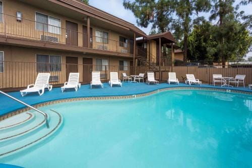 Days Inn by Wyndham in San Bernardino Hotel in Highland