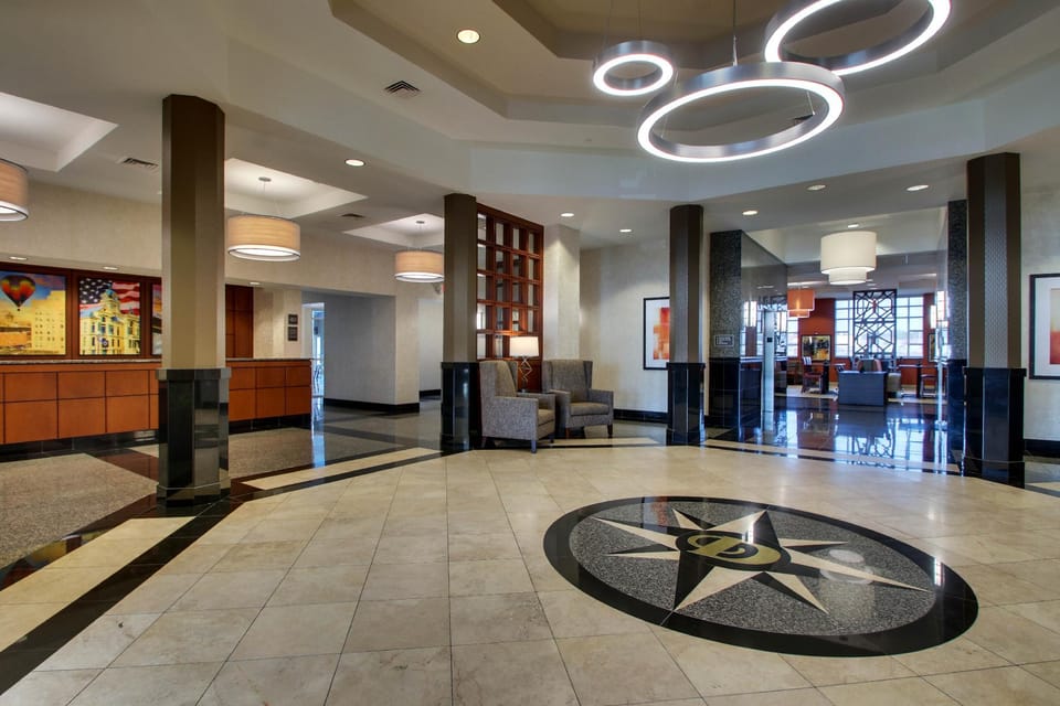 Drury Inn & Suites Findlay Hotel in Findlay