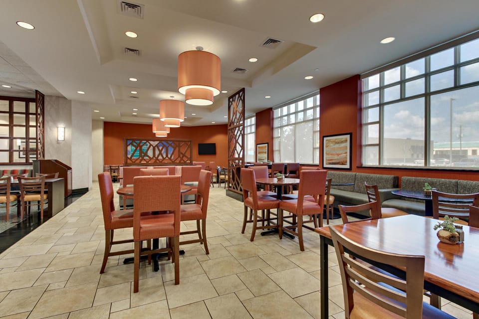 Drury Inn & Suites Meridian Hotel in Meridian