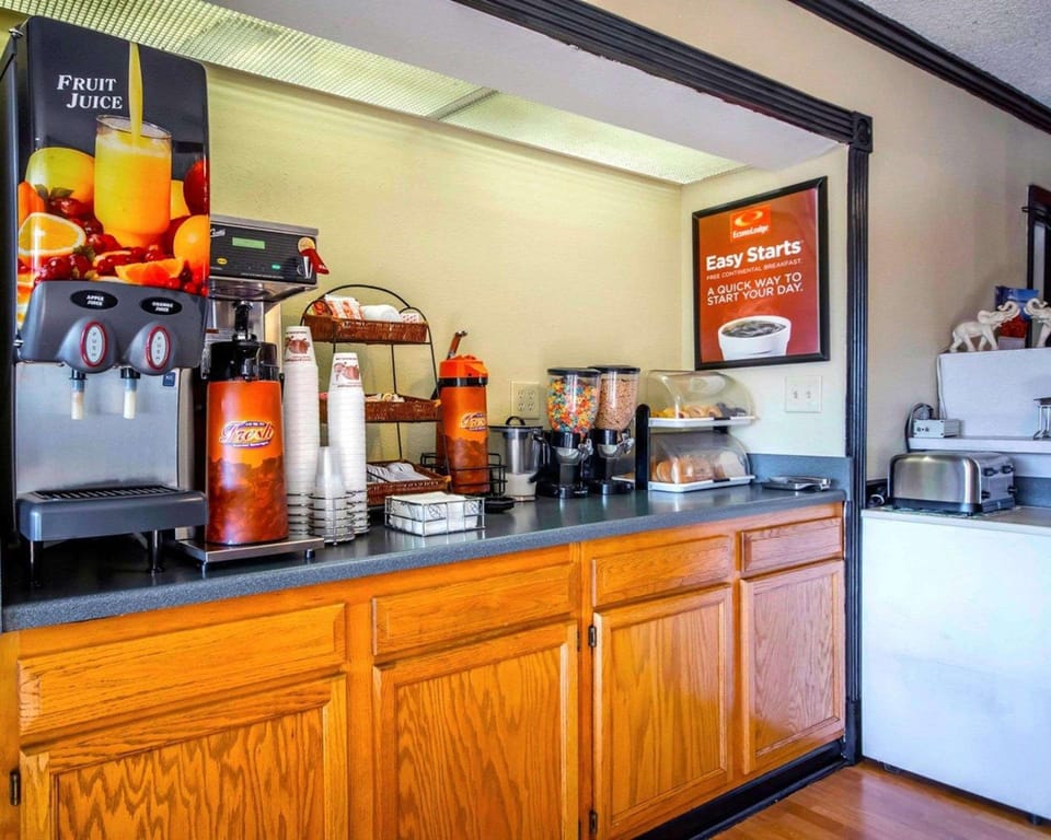 Econo Lodge Erlanger - Cincinnati Airport Hotel in Florence
