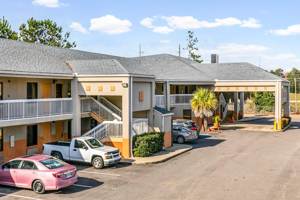 Magnolia Inn Townhouse Hattiesburg MS I-59 Hotel in Hattiesburg