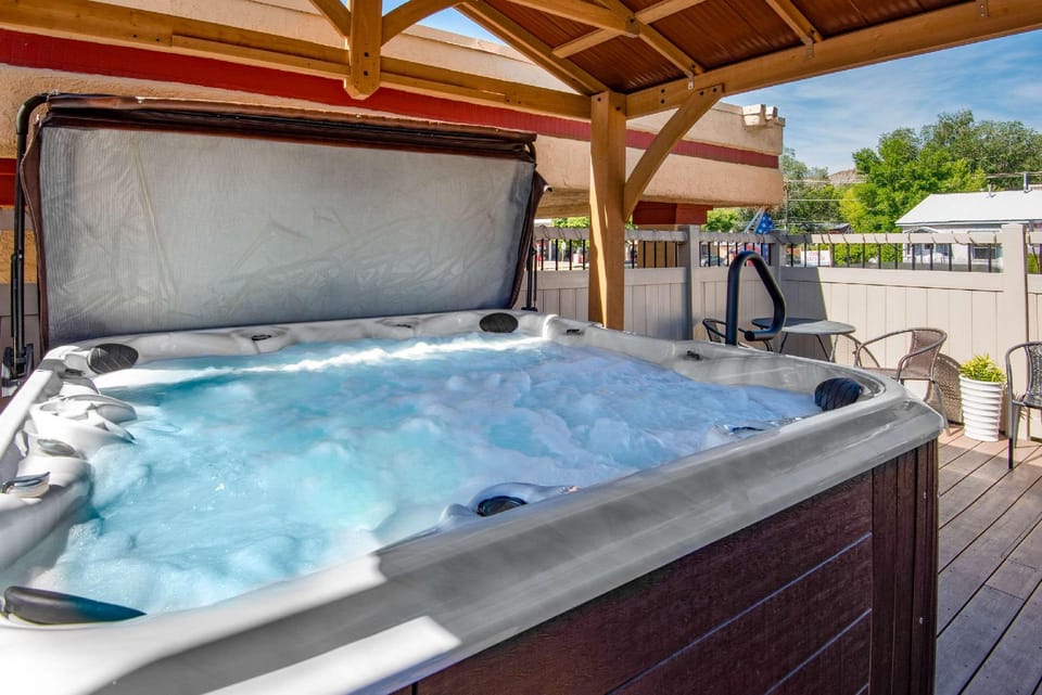 Econo Lodge Inn & Suites Durango Hotel in Durango