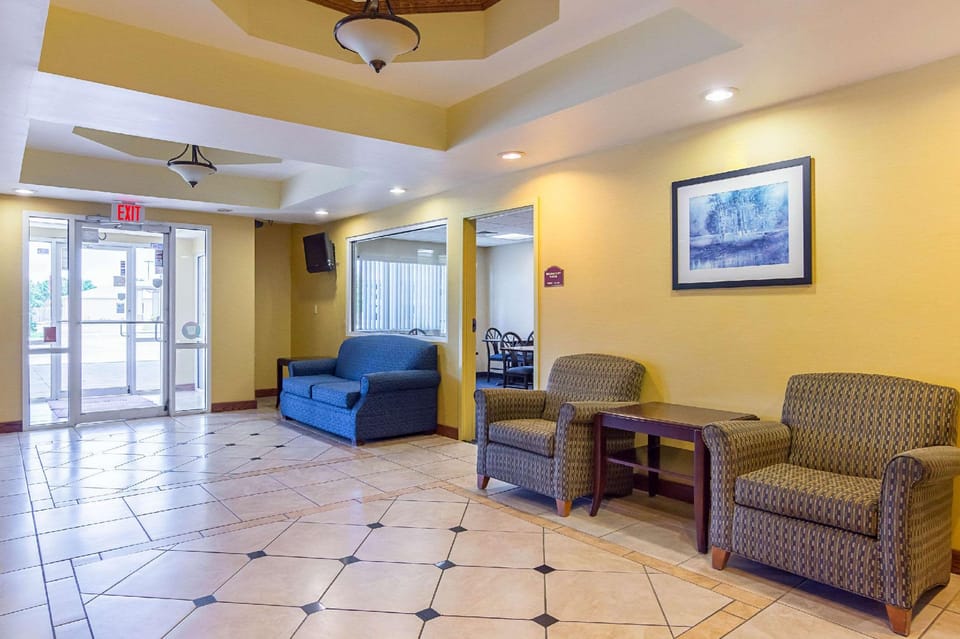 Econo Lodge Inn & Suites Pritchard Road North Little Rock Hotel in Little Rock