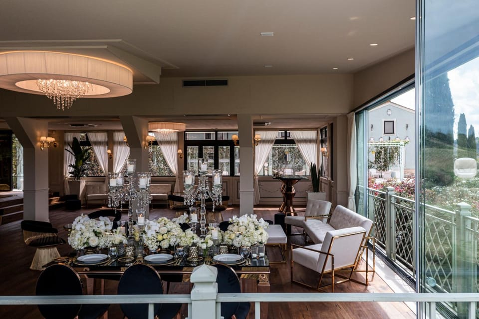 Relais Sassa Al Sole Resort in Tuscany