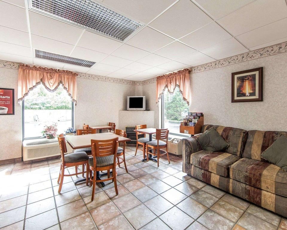 Econo Lodge Lookout Mountain Hotel in Chattanooga
