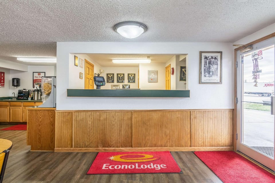 Econo Lodge Miles City I-94 Hotel in Miles City