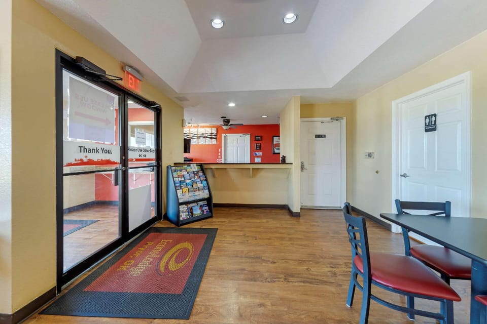Econo Lodge Hotel in Ozark Mountains