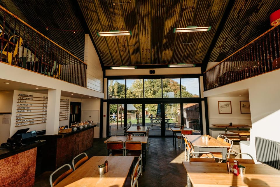 Creeksea Place Barns Lodge in Maldon District