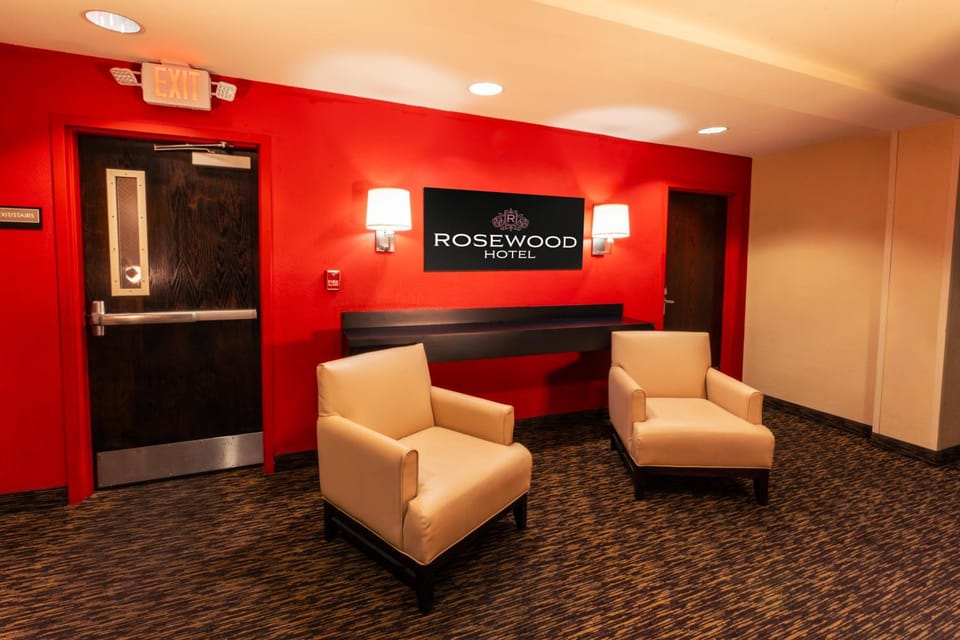 Rosewood Hotel- Portland East Hotel in Gresham